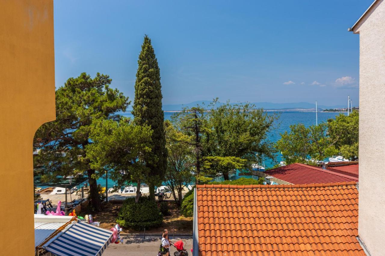 Luxury Apartments Lovorka 3 & 4***/**** Selce Esterno foto