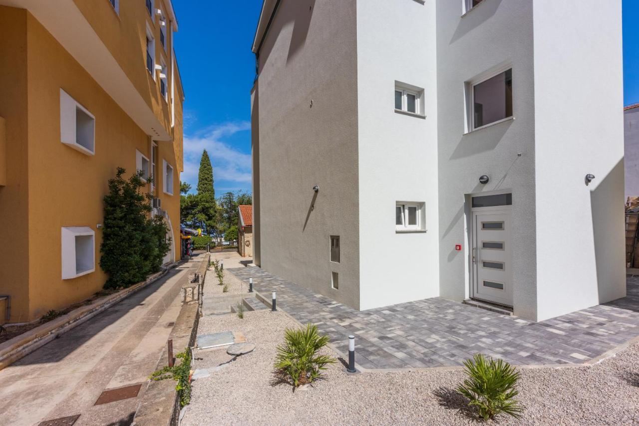 Luxury Apartments Lovorka 3 & 4***/**** Selce Esterno foto